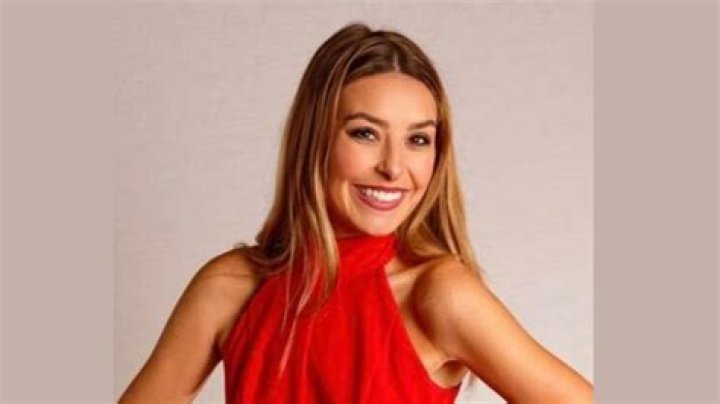 
Alyssa Smith Height, Weight, Net Worth, Age, Birthday, Wikipedia, Who, Nationality, Biography 