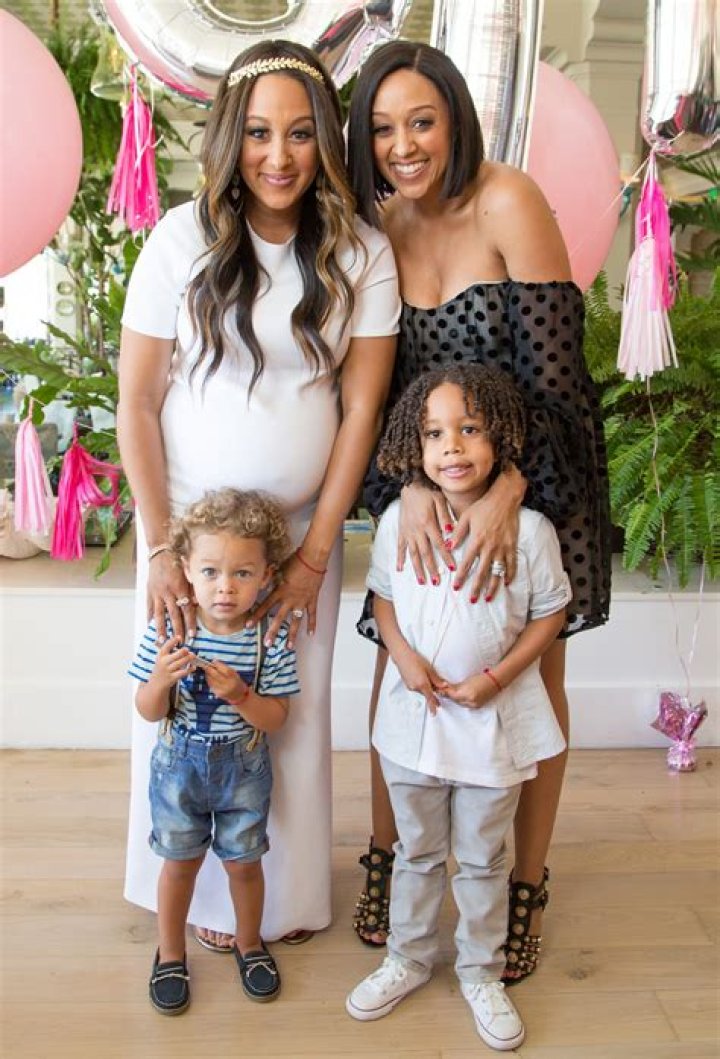 
Tia And Tamera Niece Passed Away In A Shooting, They Still Remember Alaina Housley After Thousand Oaks Shooting 