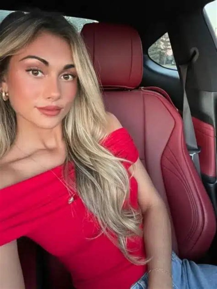 Vennia Francois Height, Weight, Net Worth, Age, Wiki, Who, Instagram, Biography